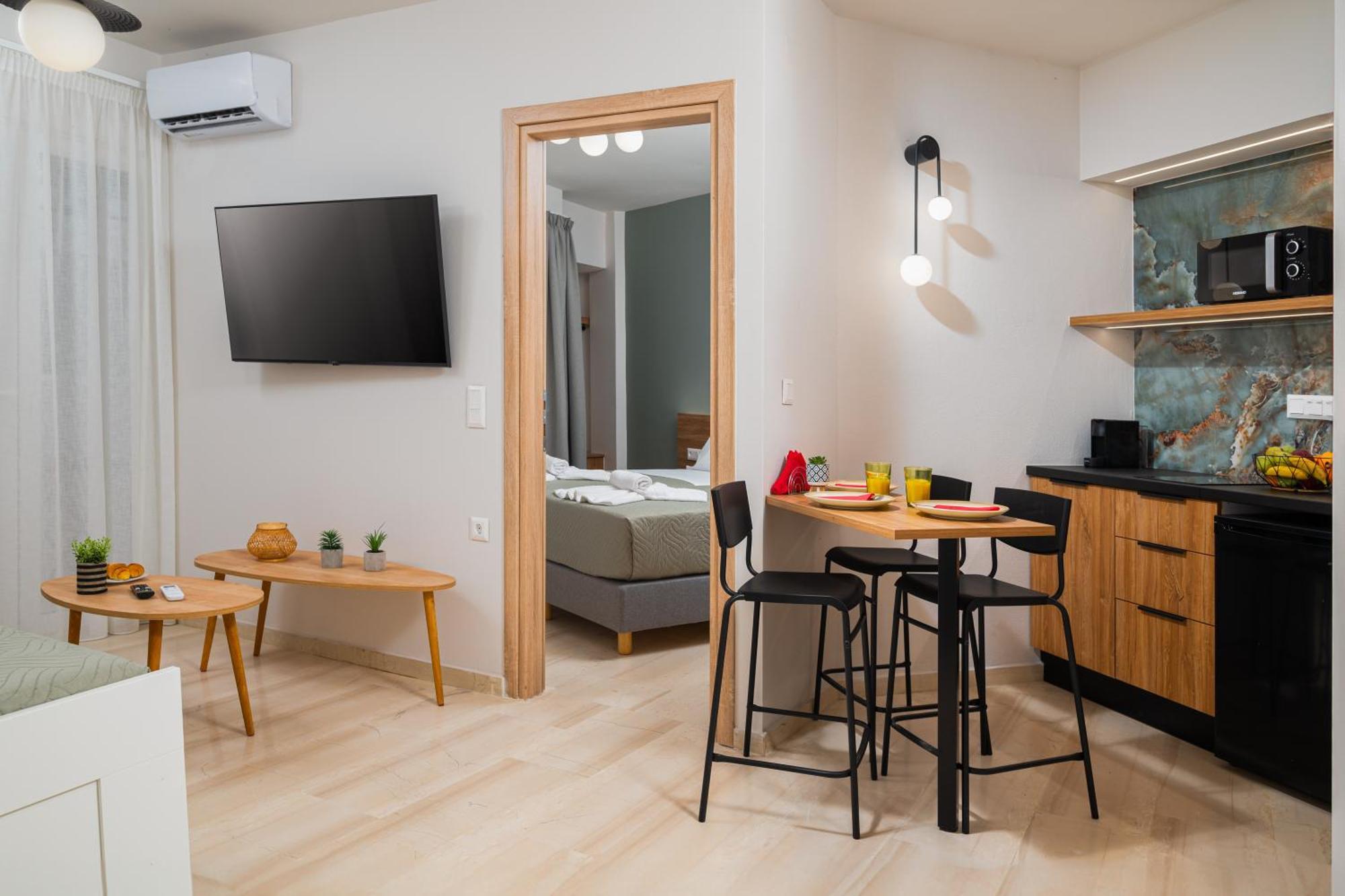 Makas Suites Hersonissos  Eksteriør billede